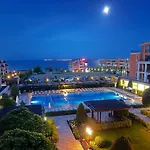 Premier Ar Apartment *