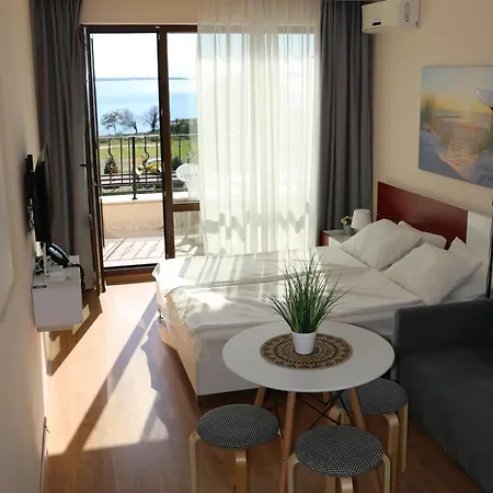 アパート Premier Ar *